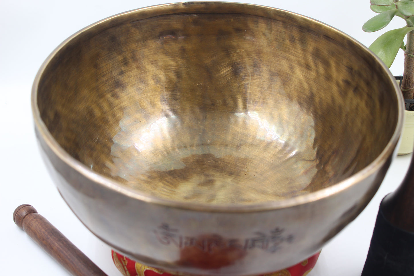 (10-13 Inches) Full moon Singing Bowl Handmade Tiger Antique