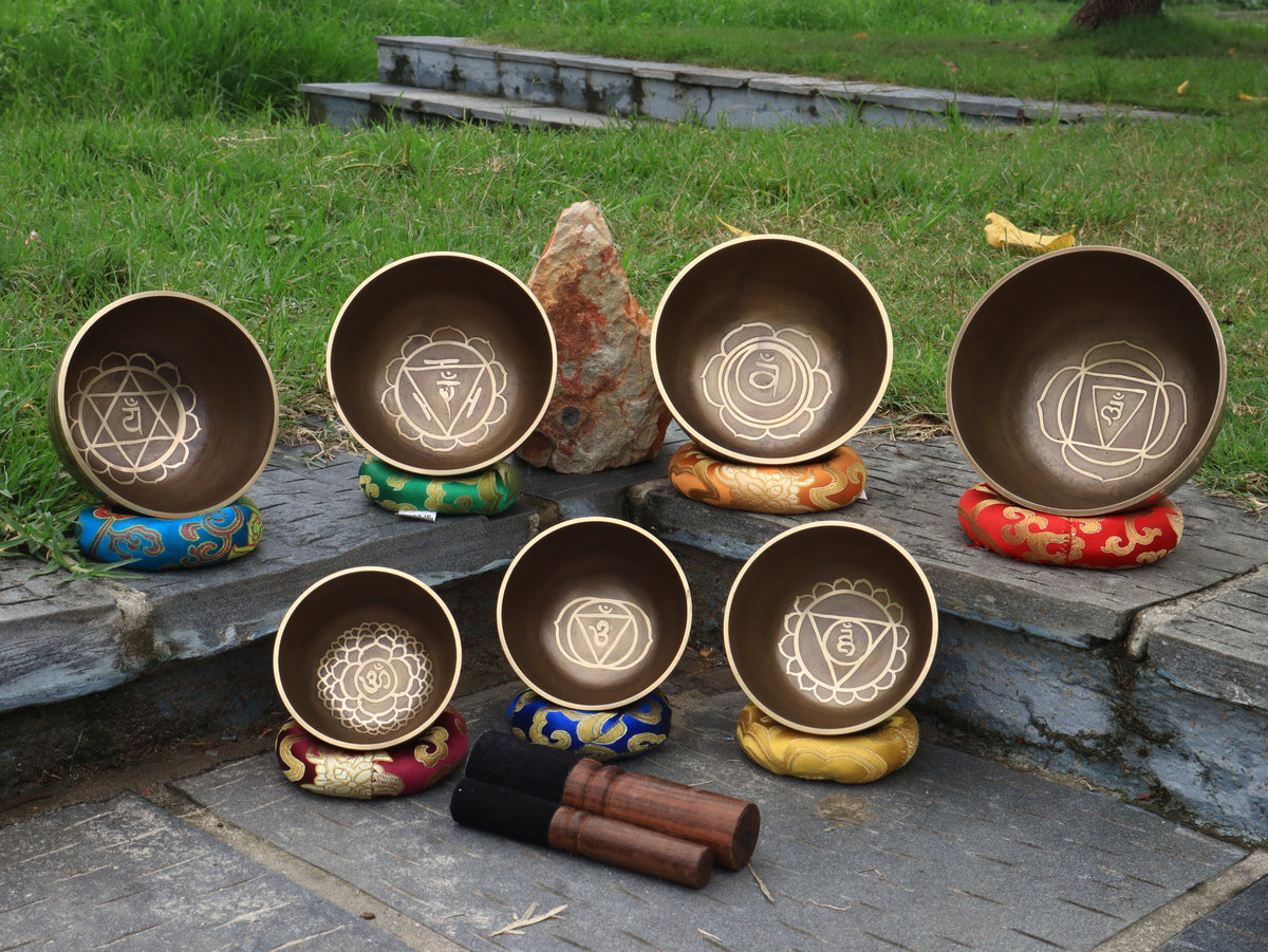 Chakra Etched Tibetan Singing bowl Set of 7 | Meditation spiritual yog ...