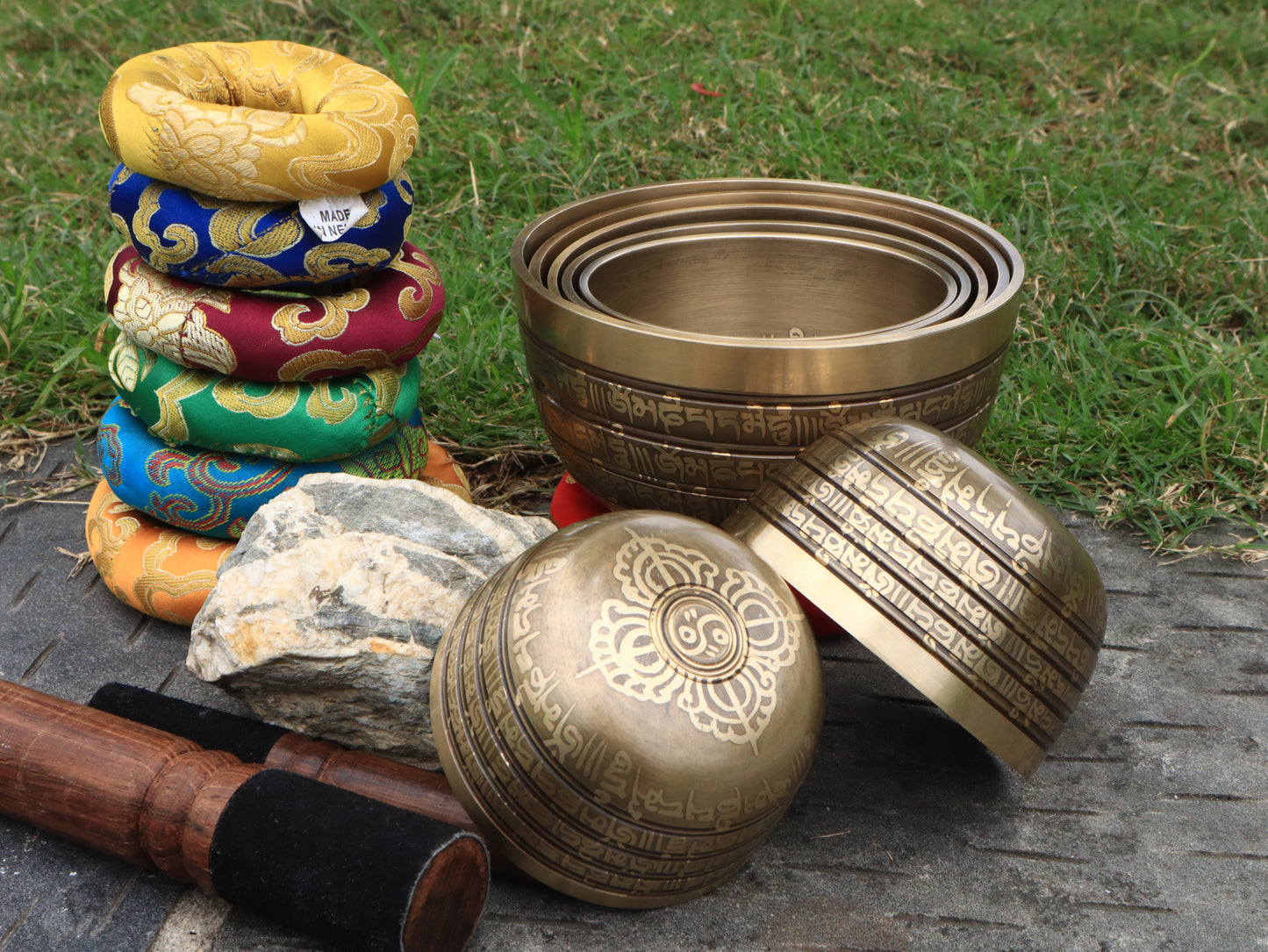 Chakra Etched Tibetan Singing bowl Set of 7 | Meditation spiritual yoga bowl for Sound Healing